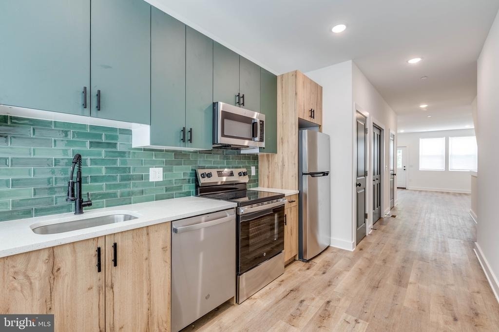 2226 N Reese Street - Photo 0