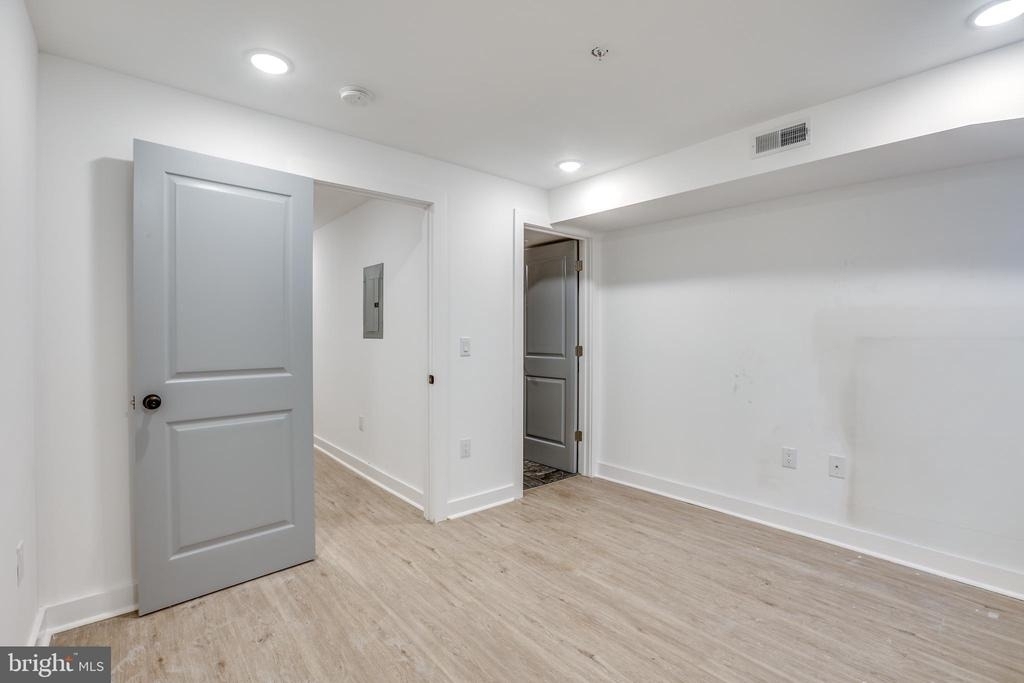 922 W Arizona Street - Photo 10