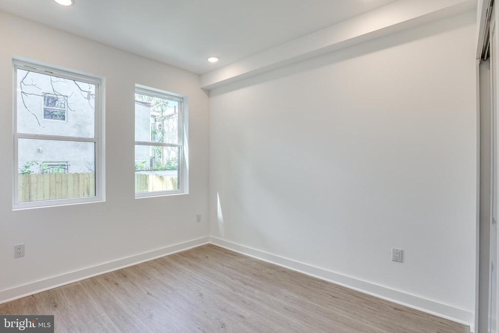 922 W Arizona Street - Photo 5
