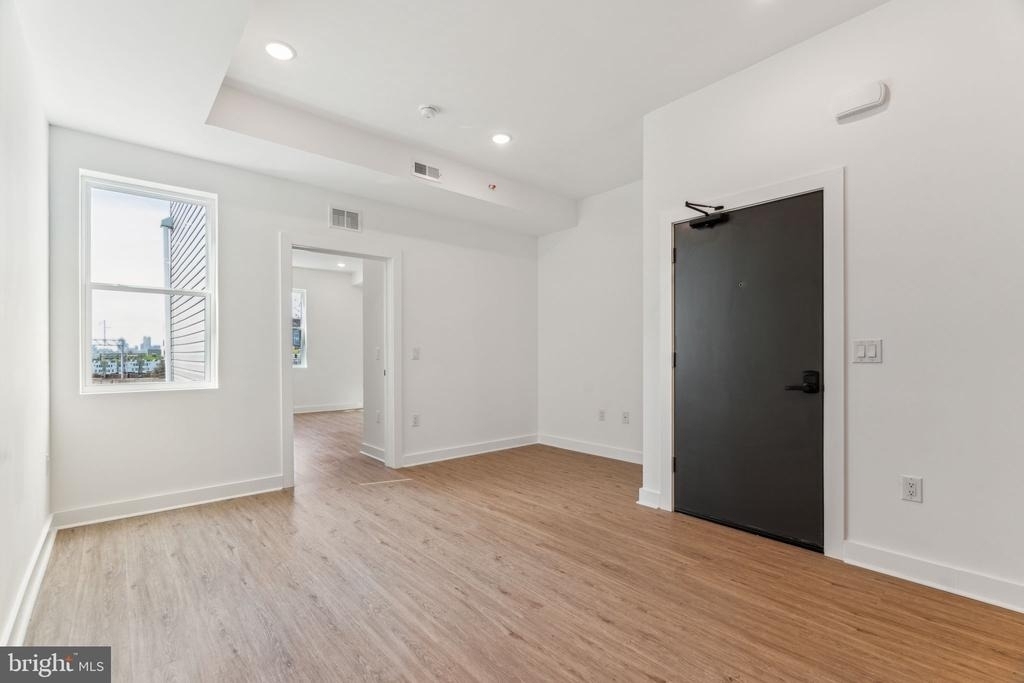 1028 W Dauphin Street - Photo 1