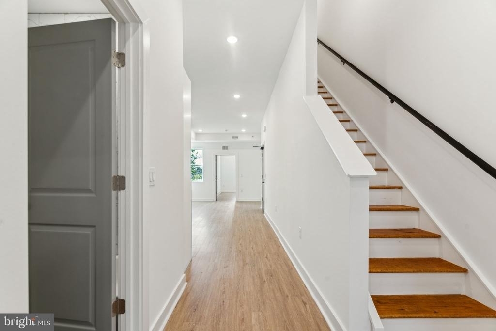 1028 W Dauphin Street - Photo 5