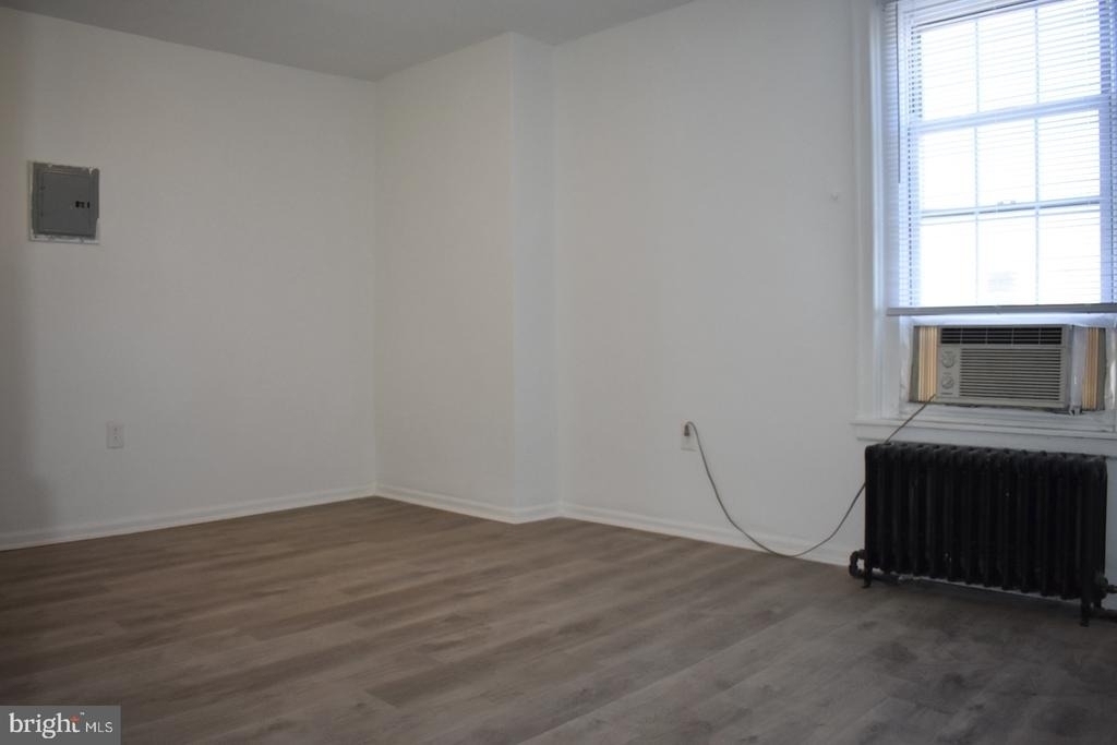 6031 Market Street - Photo 2