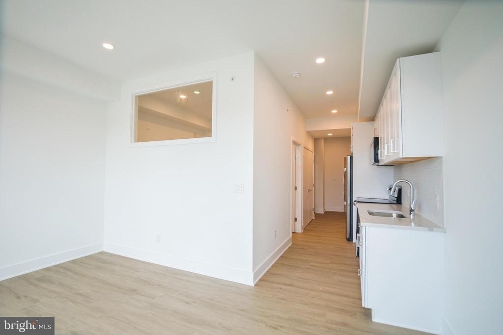 1324 Frankford Avenue - Photo 3