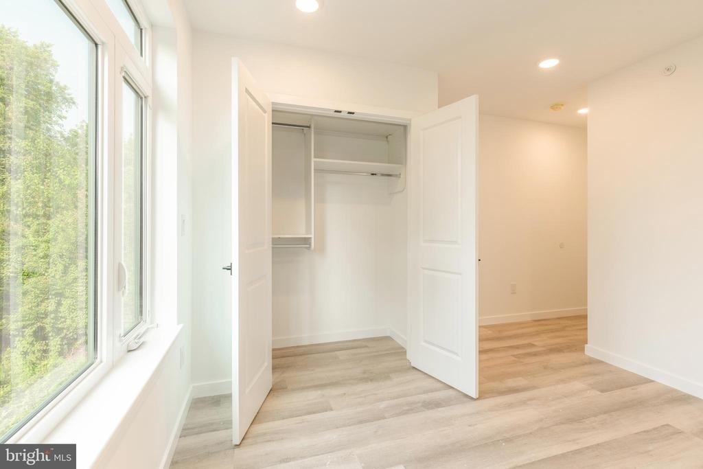 2120 W Master Street - Photo 24