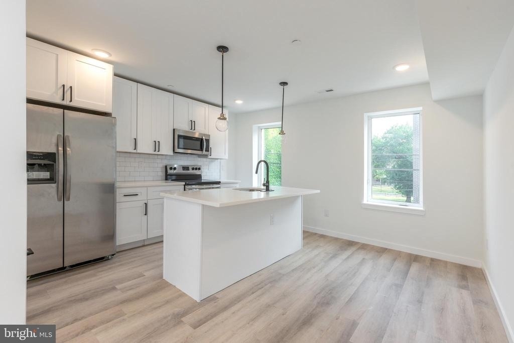 2120 W Master Street - Photo 5