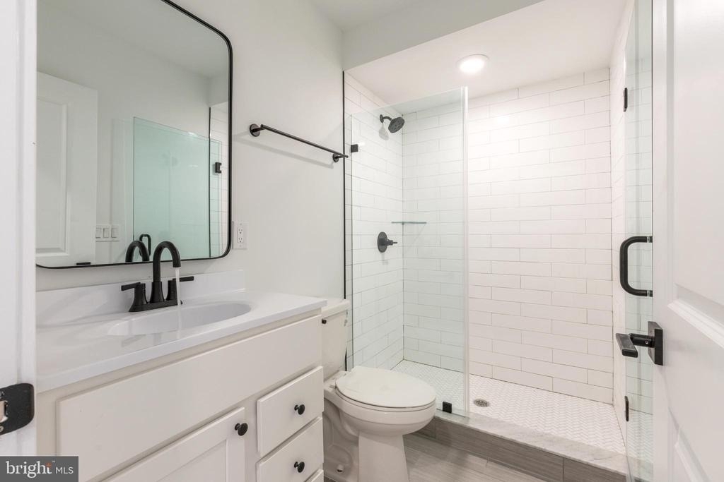 2120 W Master Street - Photo 20