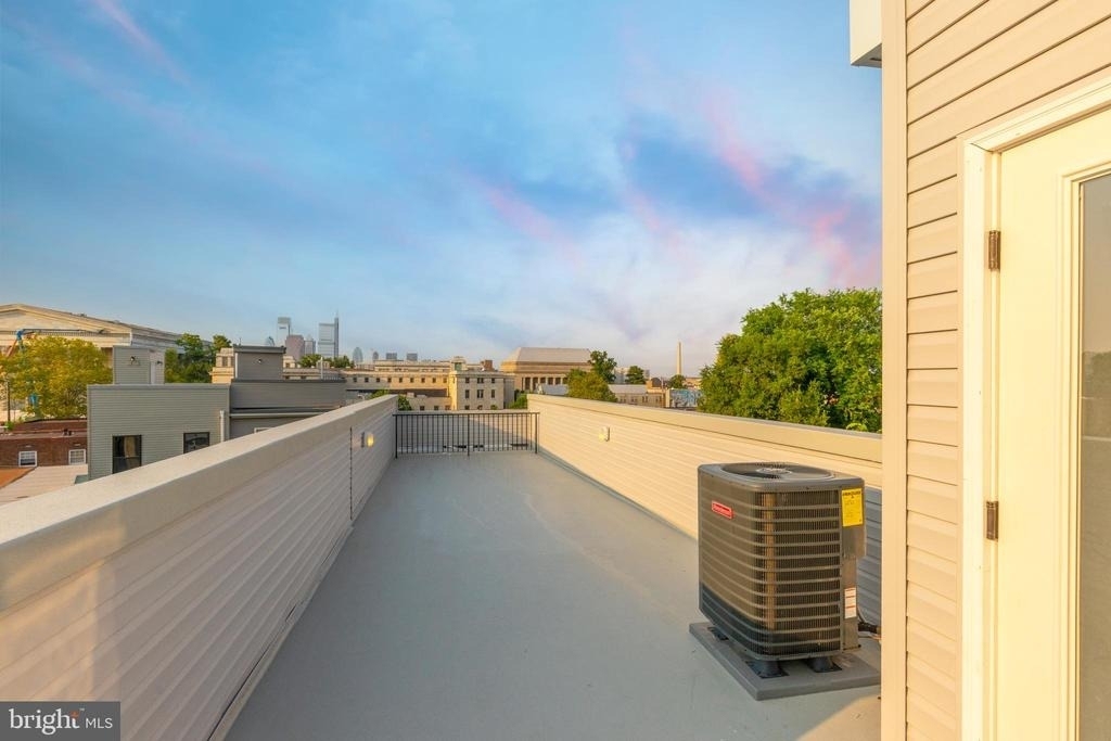 2120 W Master Street - Photo 26