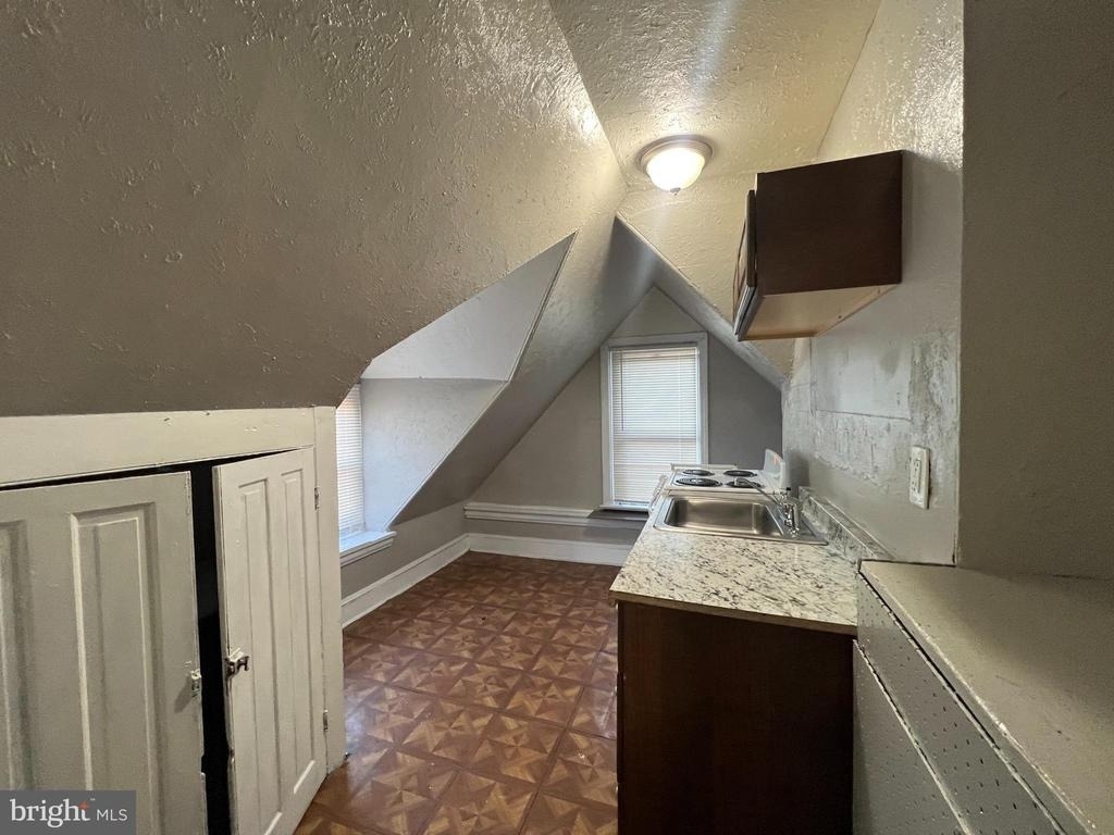 4637 Leiper Street - Photo 2
