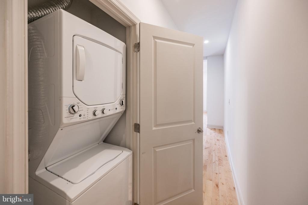 1310 Spruce Street - Photo 6