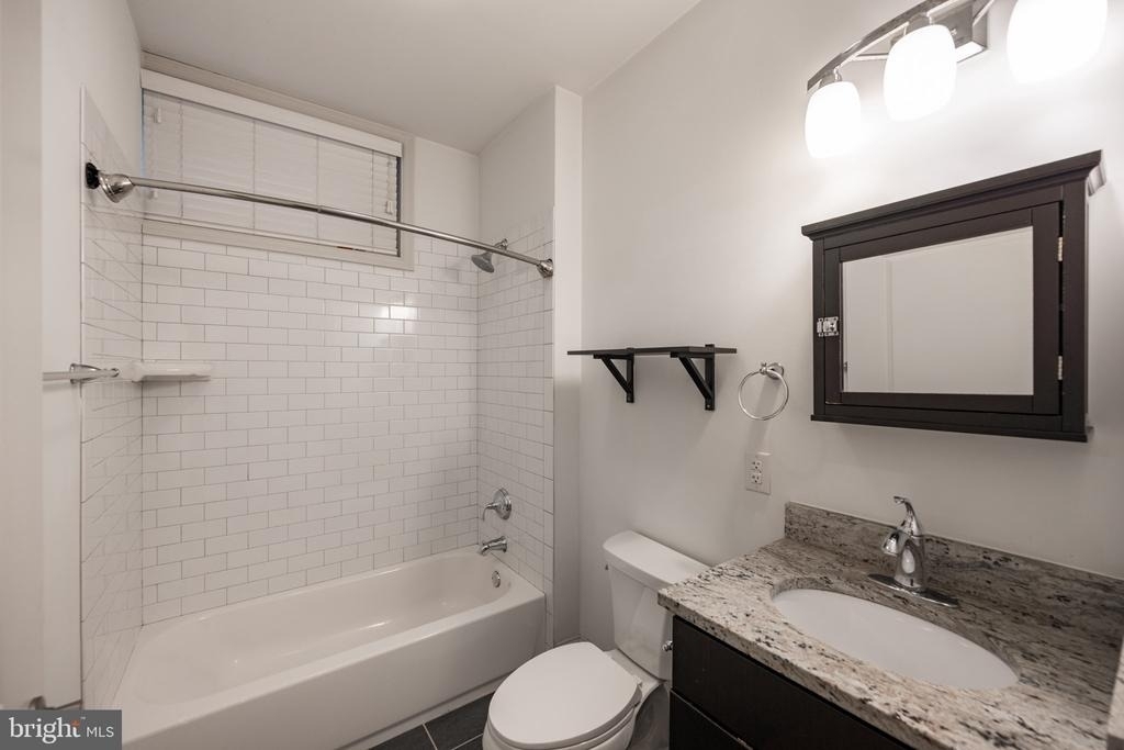 1310 Spruce Street - Photo 5
