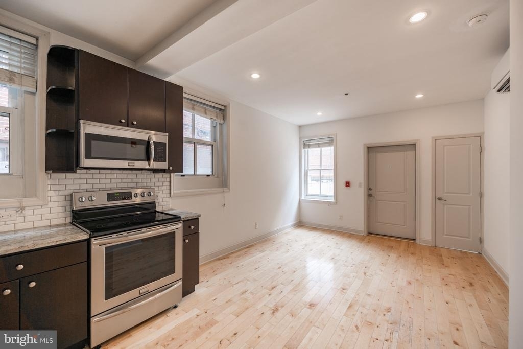 1310 Spruce Street - Photo 4