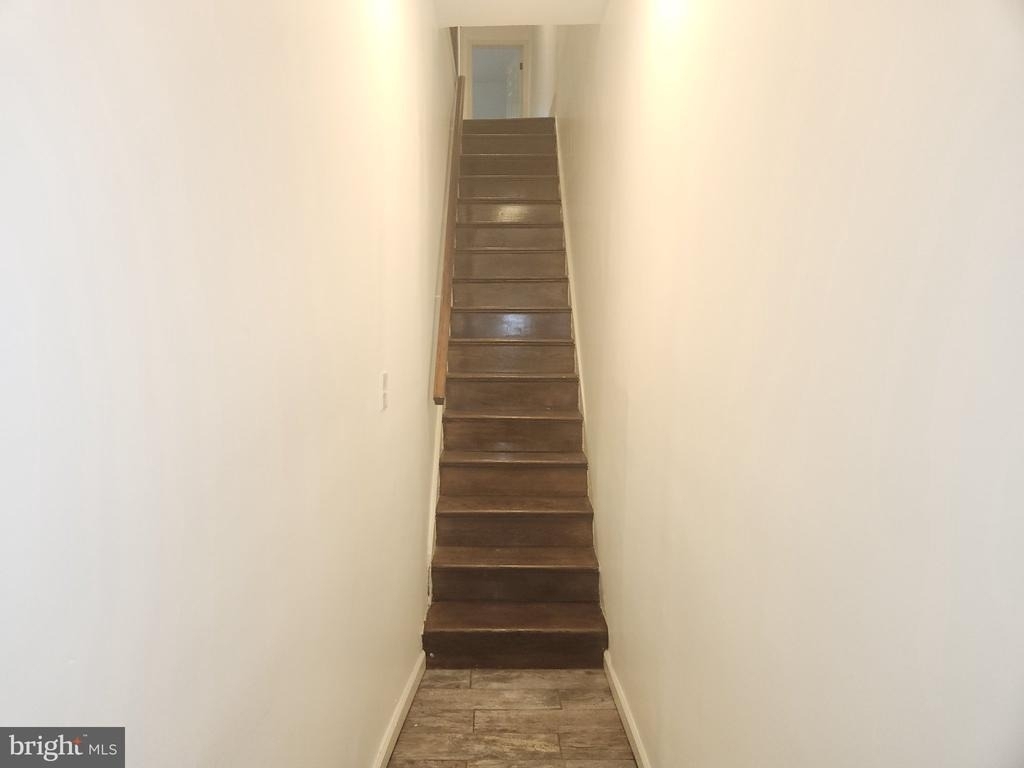 3856 Terrace Street - Photo 8