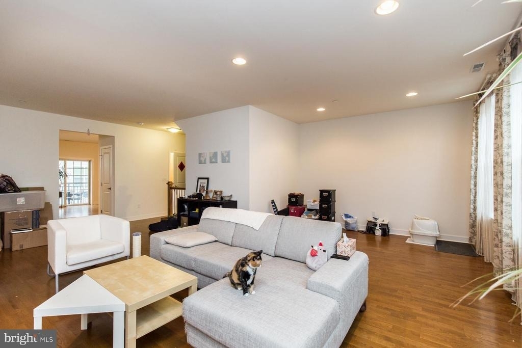 207 Brinley Court - Photo 3
