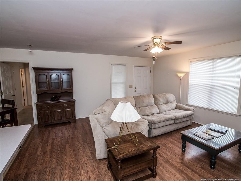 406 Britt Street - Photo 6