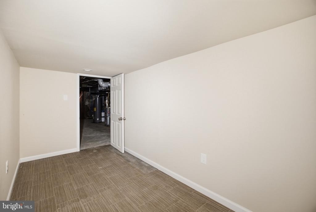 632 W Cumberland Street - Photo 13