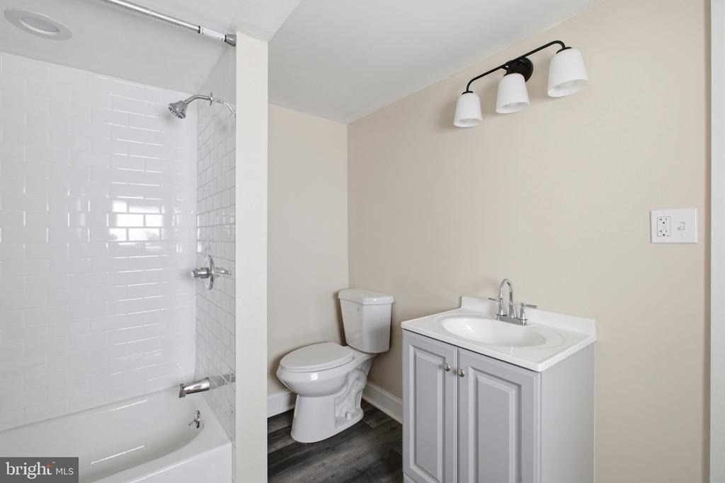 632 W Cumberland Street - Photo 10