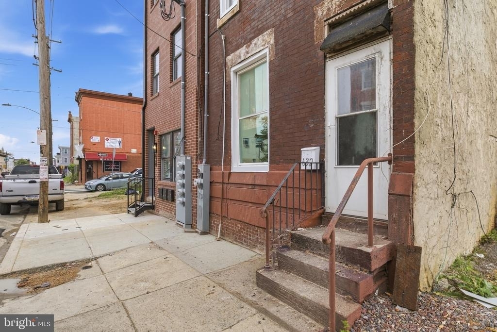 632 W Cumberland Street - Photo 16