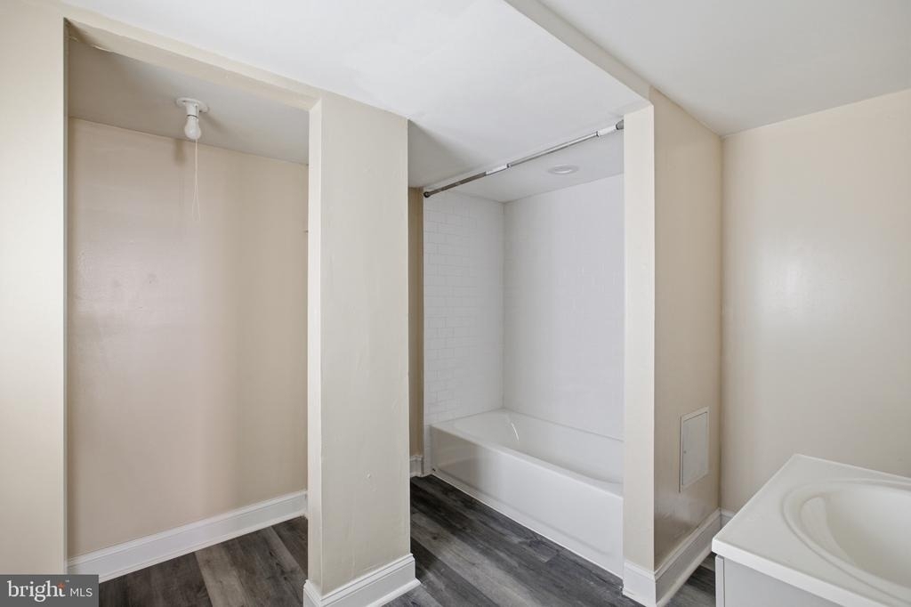 632 W Cumberland Street - Photo 9