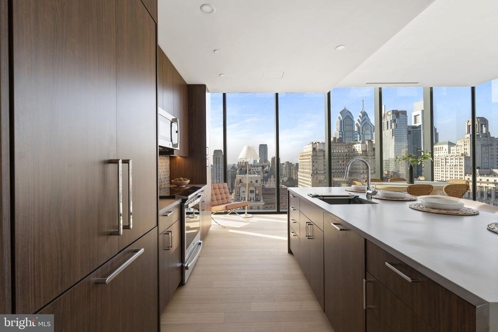 210 S 12th Street - Photo 8