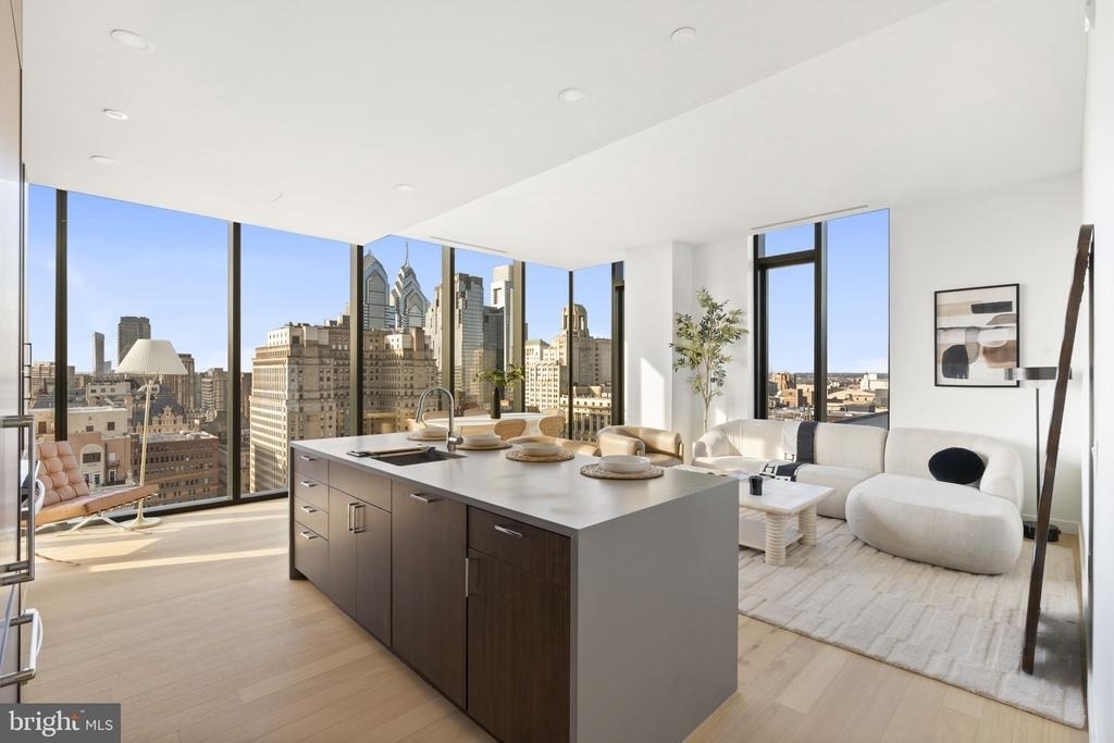210 S 12th Street - Photo 1