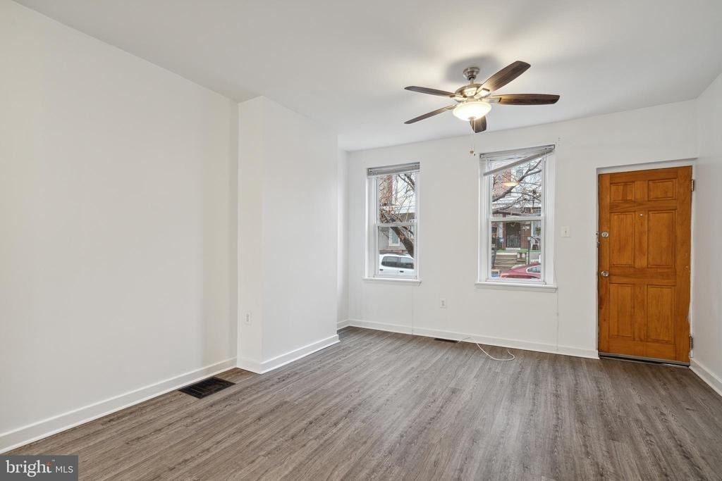 3079 Tulip Street - Photo 2