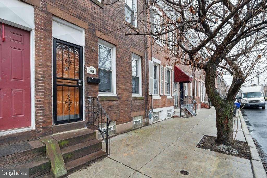 3079 Tulip Street - Photo 0