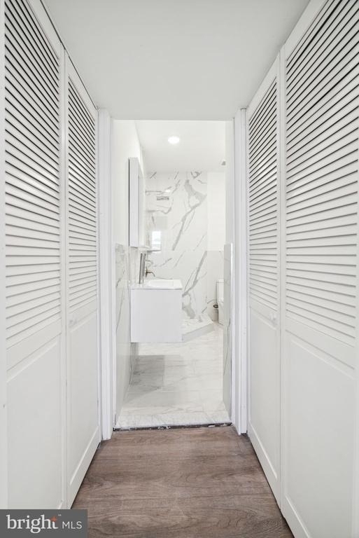 5164 Ridge Avenue - Photo 8