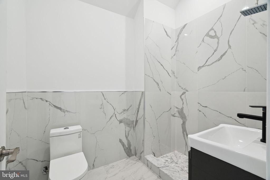 5164 Ridge Avenue - Photo 14