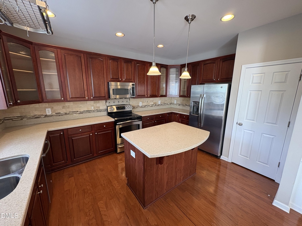 2705 Laurel Cherry Street - Photo 3