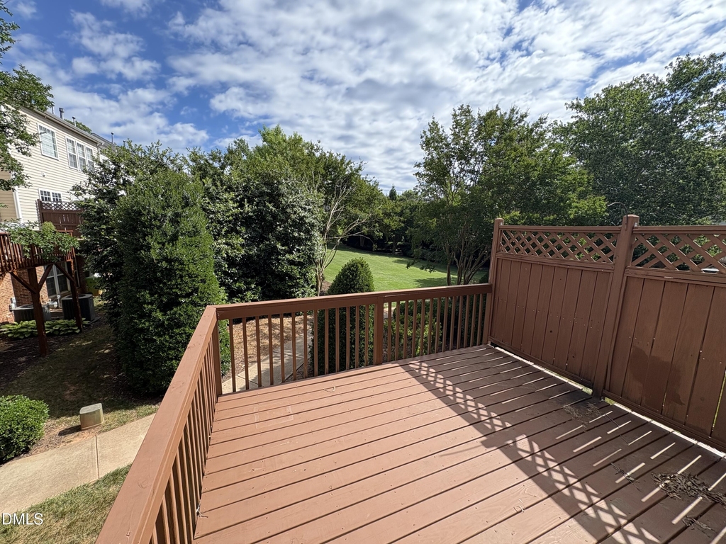 2705 Laurel Cherry Street - Photo 2
