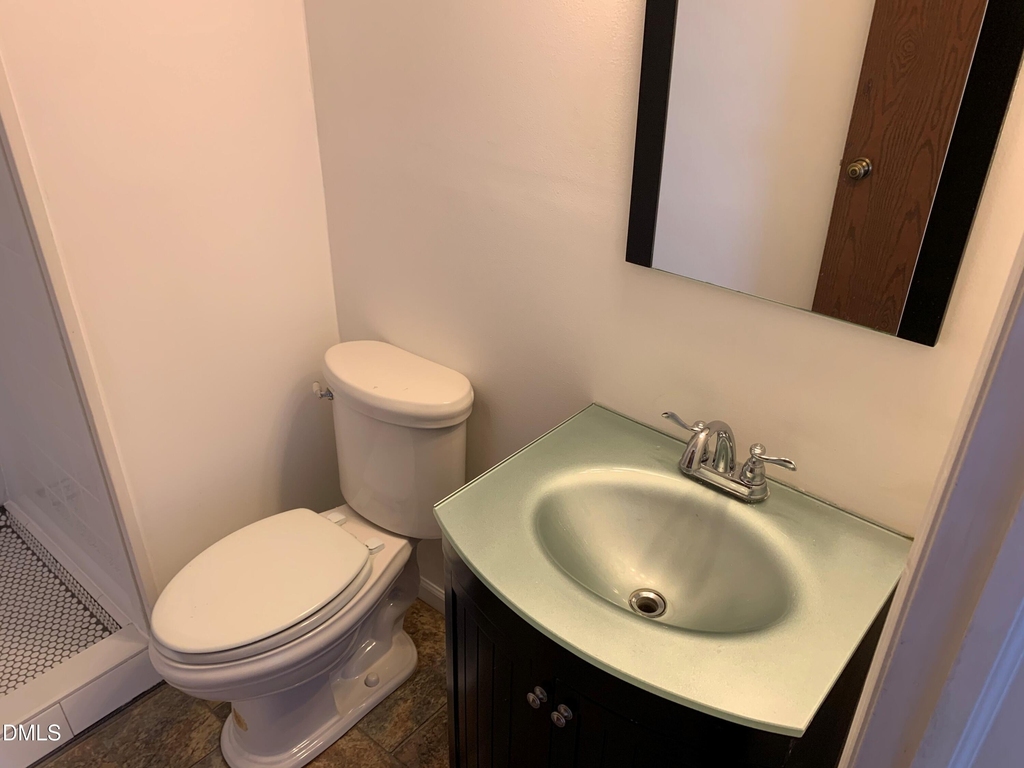 2600 Courier Court - Photo 10