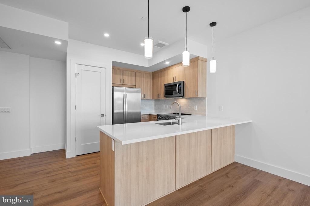 650 Montgomery Avenue - Photo 1