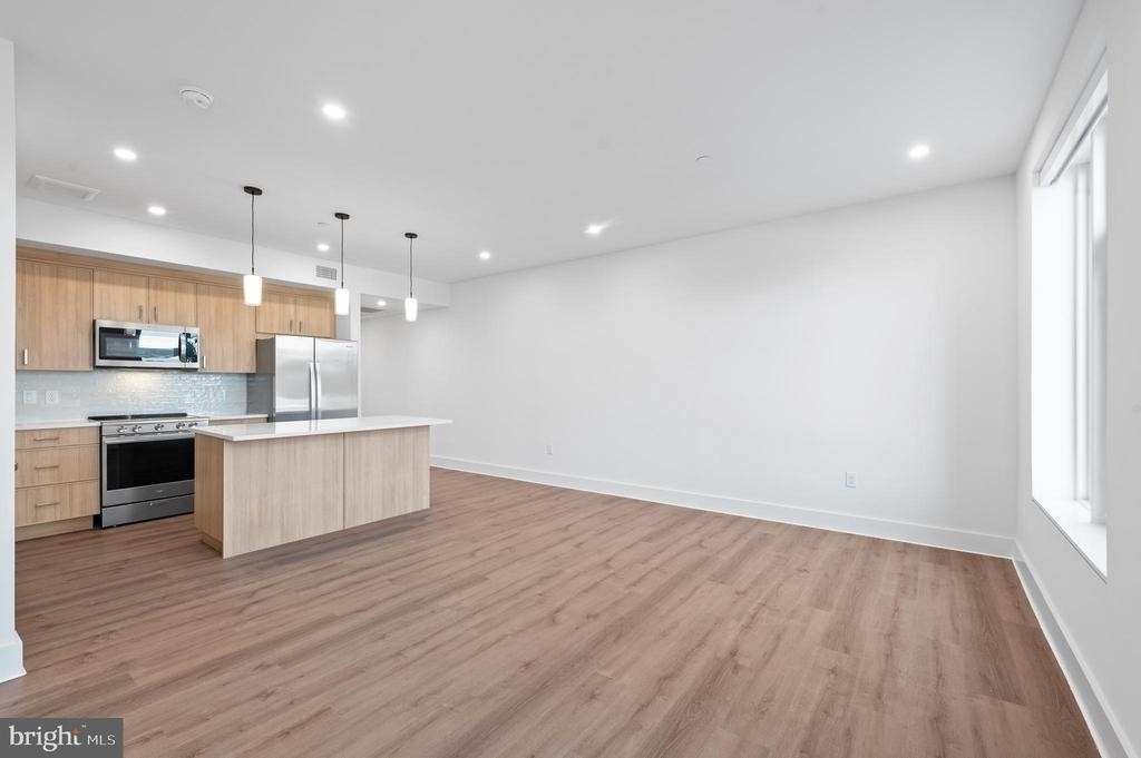 650 Montgomery Avenue - Photo 11