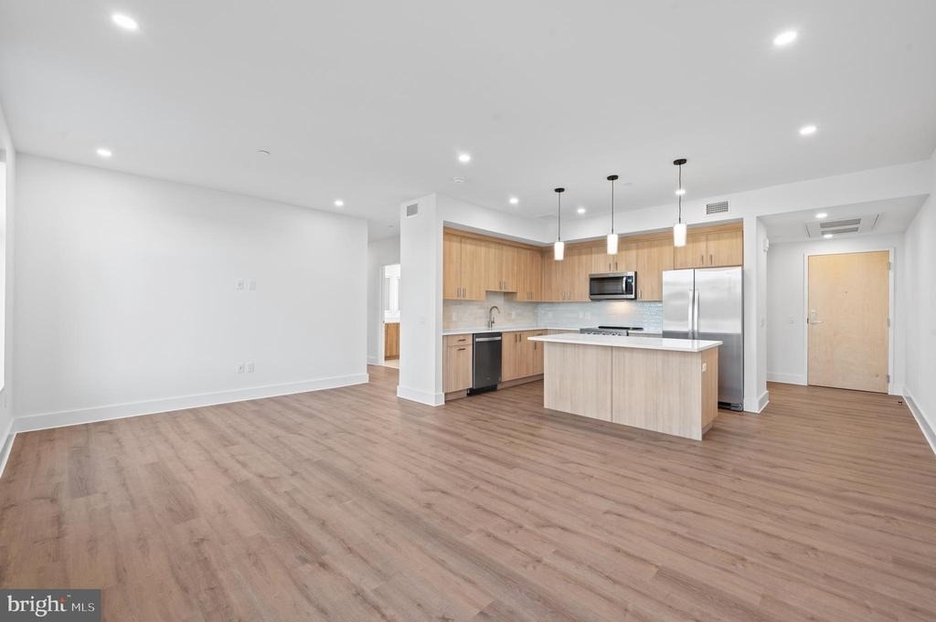 650 Montgomery Avenue - Photo 8