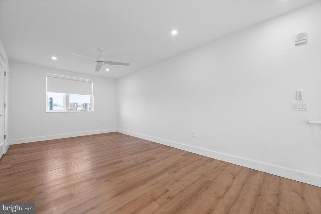 650 Montgomery Avenue - Photo 21