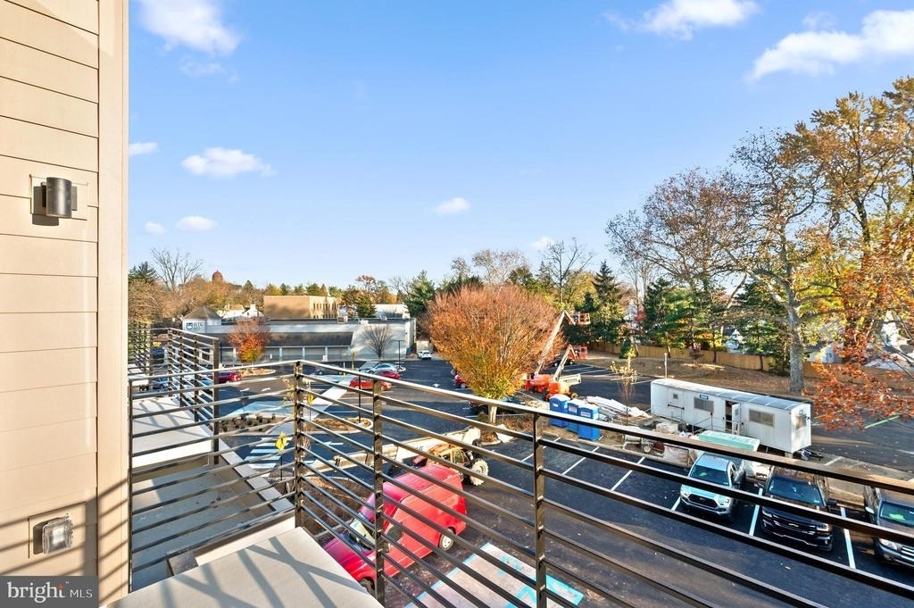 650 Montgomery Avenue - Photo 20