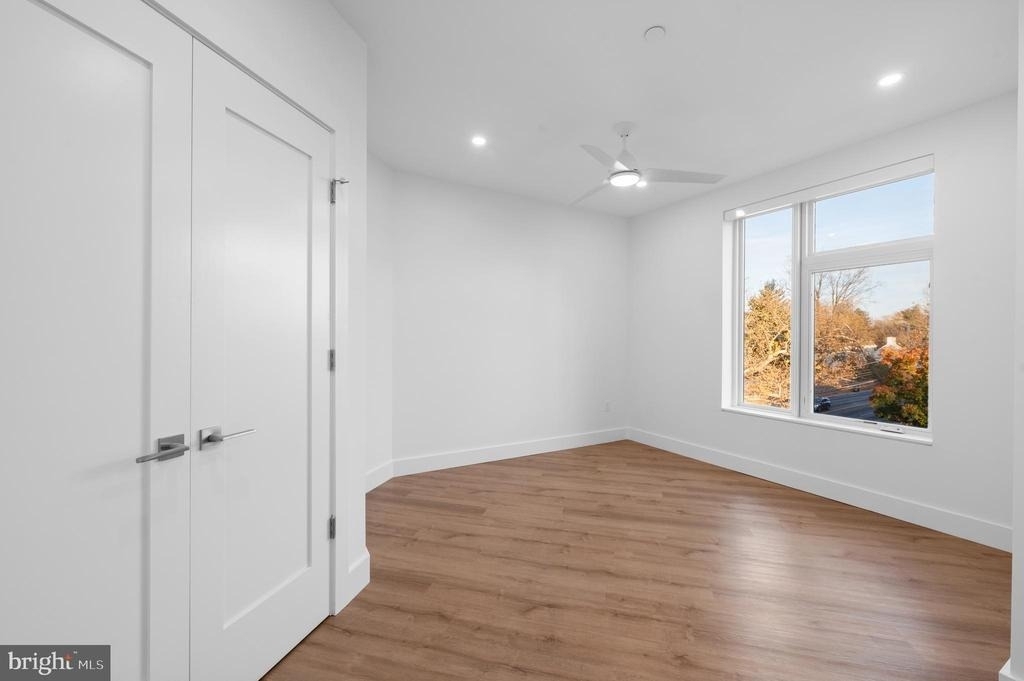 650 Montgomery Avenue - Photo 13