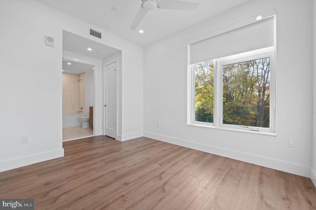650 Montgomery Avenue - Photo 8