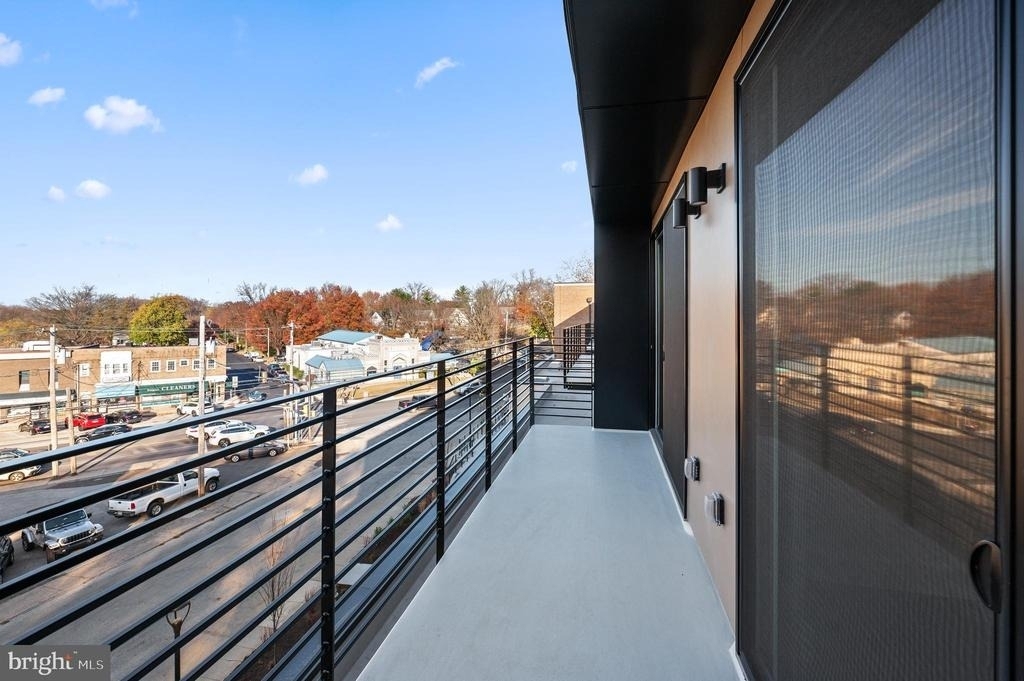 650 Montgomery Avenue - Photo 11