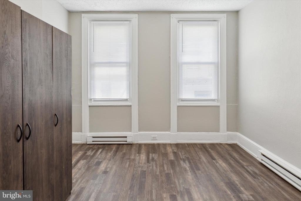 326 E Airy Street - Photo 5