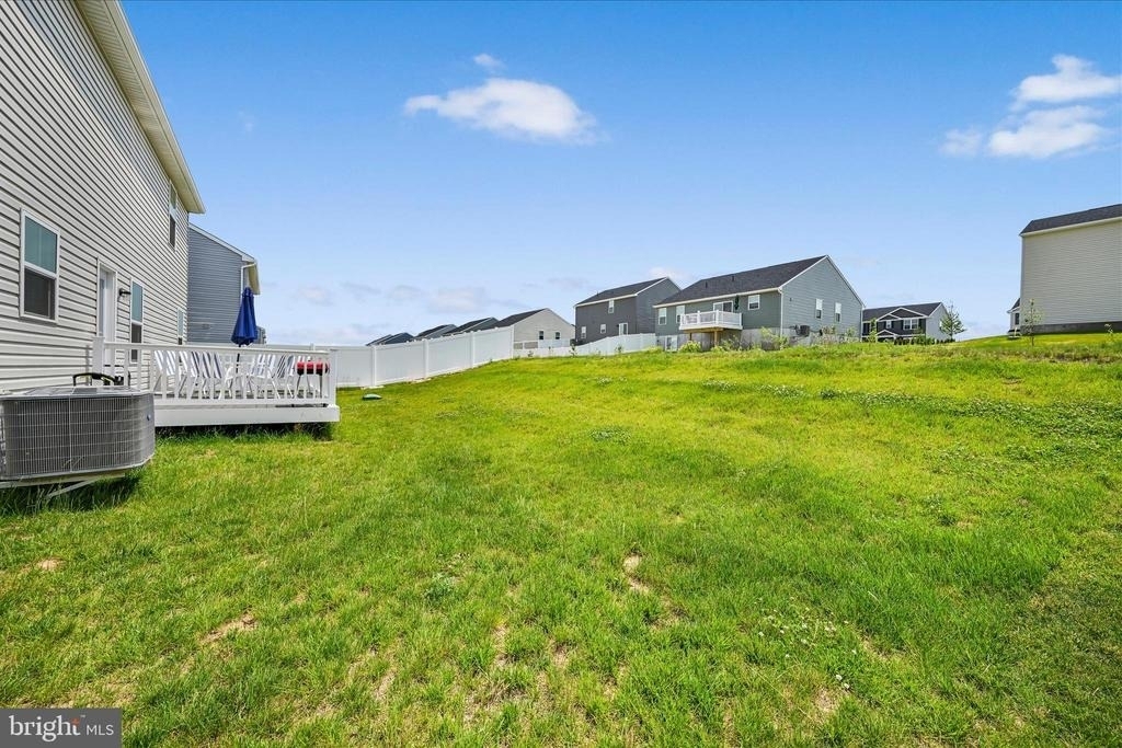 310 Creekside Drive - Photo 32
