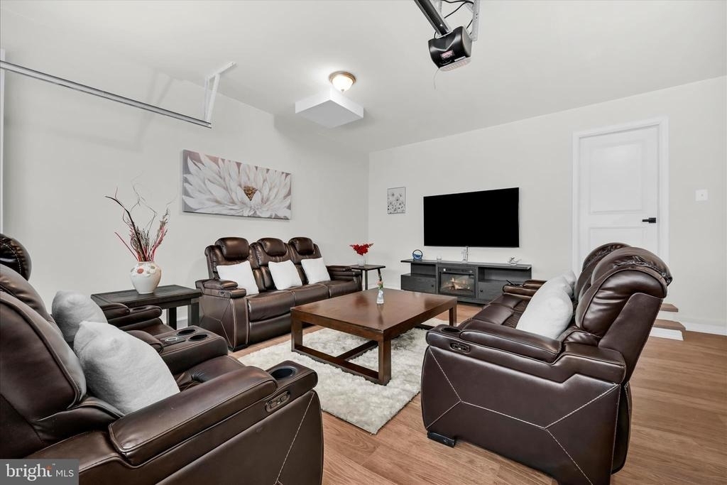 310 Creekside Drive - Photo 18