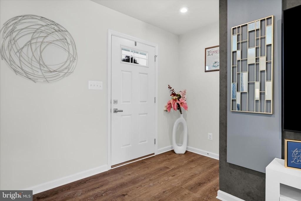 310 Creekside Drive - Photo 5