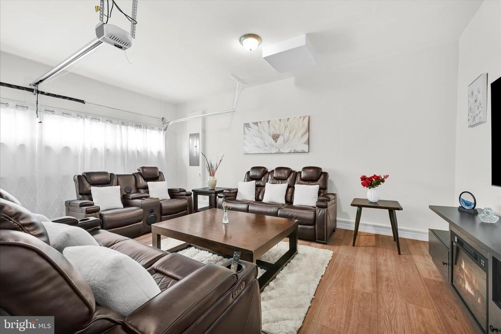 310 Creekside Drive - Photo 17