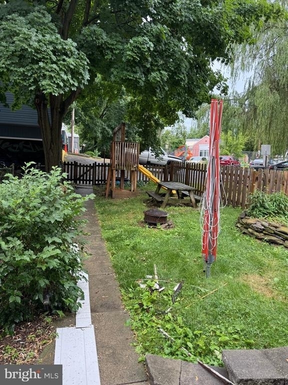 234 S Ann Street - Photo 22