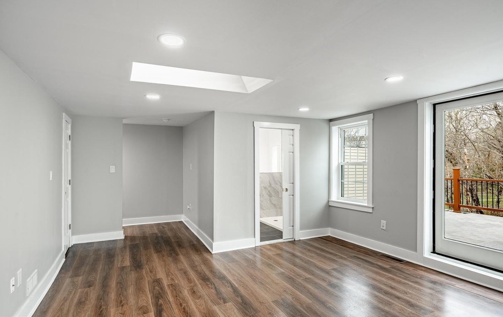 239 Smallwood Court - Photo 12