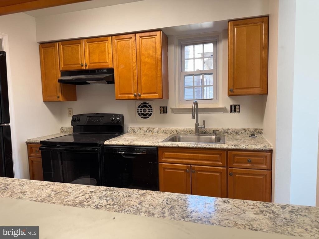 632 Palmer Lane - Photo 1