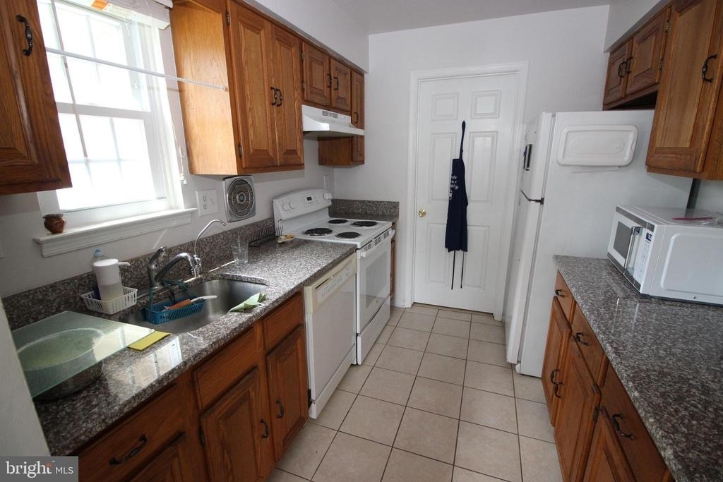 614 Palmer Lane - Photo 12
