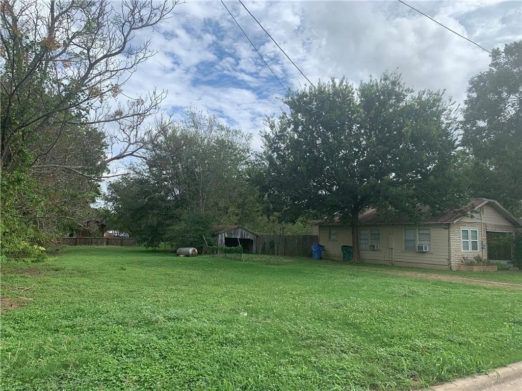 2305 Main St - Photo 8