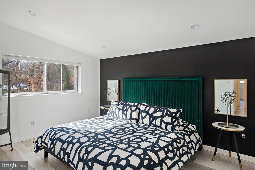 608 Winona Court - Photo 37